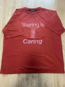 T-SHIRT MISBHV x Coca-Cola "Sharing is Caring" T-Shirt – Size XL