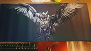 Duża podkładka Asus Strix Sowa robot
