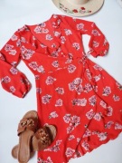 Modna kopertowa mini sukienka w kwiaty czerwona z falbankami House L 40