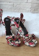 Buty Dolce & Gabbana wiązane nad kostką