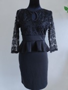 Elegancka czarna sukienka z koronkową górą. Rozmiar M.