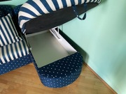 Narożnik rozkładany z pojemnikiem na pościel