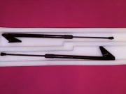 Siłownik klapy bagażnika Toyota Yaris Cross 689600D190