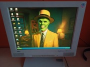 Monitor Retro NEC - wbudowane głośniki stereo 