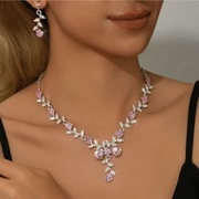 Różowy komplet naszyjnik i kolczyki cyrkonie