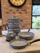 Garnki marmurowe 12 el