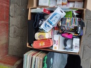 2 kartony boxy z biedronki 