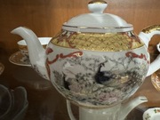 Serwis do herbaty z czasów PRL lata 80 te na 6 osób złoty wzór w 