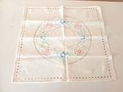 biały stary retro vintage obrusik wyszywany 50x55 bieżnik kwadratowy