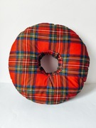 Poduszka do piercingu donut do przekłuwania uszu KRATA ŚWIĄTECZNA 35 cm