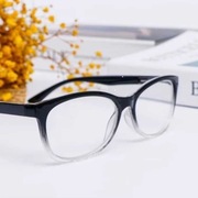 Wieloogniskowe progresywne okulary prezbiopowe do czytania 0,5 do 2,5.