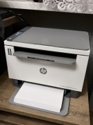 Drukarka HP LaserJet Tank MFP 2604dw – Stan jak nowa, znikomy przebieg!