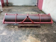 Wał łąkowy ugniatający