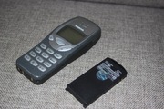 Telefon komórkowy Nokia 3210 + dodatkowa bateria