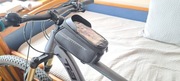 Torba na rower z kieszenią na telefon