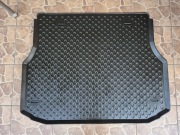 Mata gumowa bagażnika Mercedes CL203