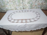 Obrus z koronką szydełkową 150x120