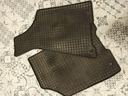 Wycieraczki gumowe Audi 80 B4 przód z zaczepami