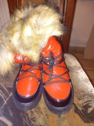 Czerwone kozaki damskie