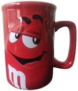 Kubek M&M's MMs M&Ms wypukły 3D -320 ml - czerwony