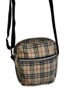 Markowa torebka w kratkę wzór krata mała wygodna sportowa listonoszka