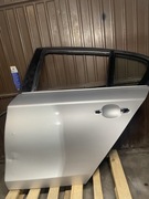 BMW e87 drzwi lewe tylne titansilver