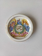 talerzyk chiński dekoracyjny koronacja król george sklejany 