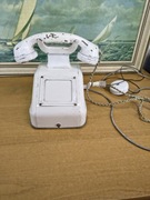 Stary metalowy telefon z korbką – industrial / retro / dekoracja