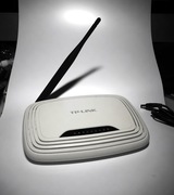 MODEM ROUTER TP LINK Model TL-WR740N WI FI 