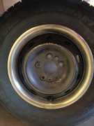 Felgi stalowe z oponami wielosezonowe