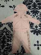 Komplet dresowy guess 6/9 miesięcy
