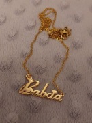 Naszyjnik na Łańcuszku z Napisem BABCIA