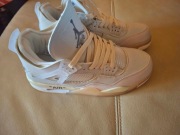 Wyższe buty sportowe Nike