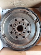 Koło zamachowe, Dwumasa do Mercedes B 200 CDI W245  używany