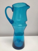 Niebieski dzbanek szklany Horbowy