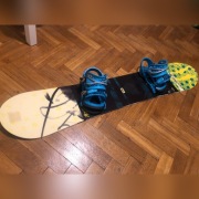 Deska snowboard Nitro 149cm z wiązaniami 