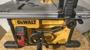 Pilarka stołowa DeWalt DWE7485