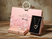 Zestaw prezentowy dla kobiety naszyjnik serce stal chirurgiczna Dzień Babci