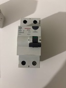 Wyłącznik roznicopradowy GE BPC 25A