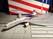 AIRBUS A 350-900 MALAYSIA  1:400 NEXT GENERATION MODEL