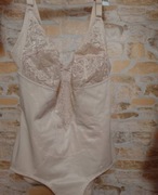 (44/XXL) (100C) Triumph/ Beżowe Body modelujące 