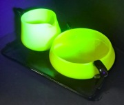 Szkło uranowe opalinowe cukiernica mlecznik tacka Cryopas Pukeberg