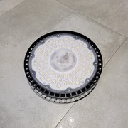 Lampa LED High Bay UFO 300W – Lampa warsztatowa-przemysłowa garażowa