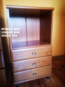 Zestaw mebli drewnopodobnych