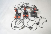 Zestaw joysticków na Atari / Commodore - do naprawy lub na części
