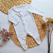 Pajacyk 56 biały niedrapki bawełna śpiochy śpioszki