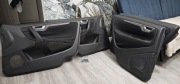 Boczki drzwi Volvo V70 II generacji 2005 z panelami przyciskow.