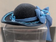 Kapelusik miniaturowy dla lalki Dolffie Doll