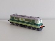 Lokomotywa spalinowa ST43- 361 pociąg Model kartonowy autobus pasazerska