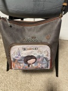 Piękna torba hiszpańskiej Anekke